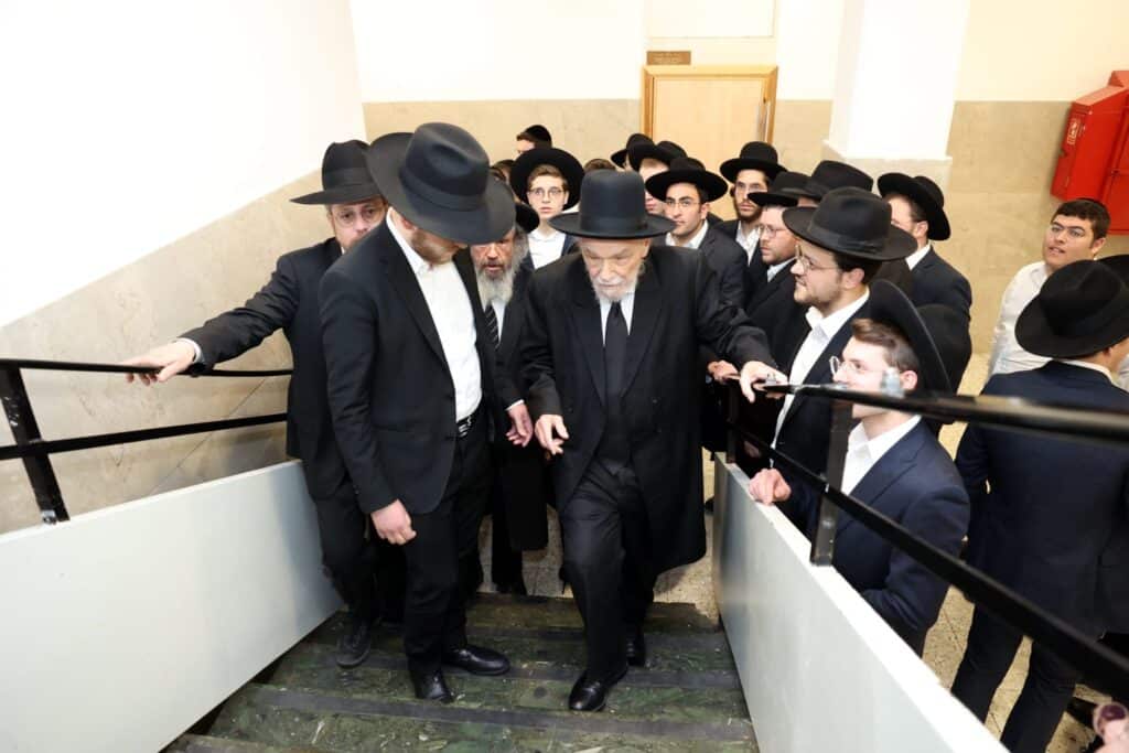 לזכר מרן: הגרמ"ה הירש הספיד בחברון