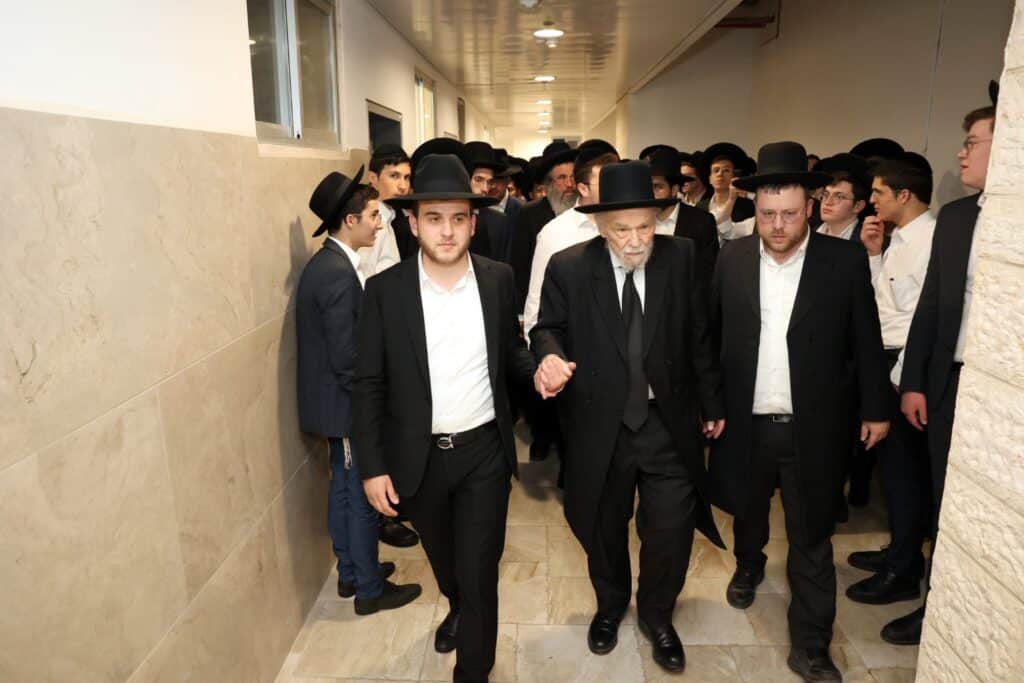 לזכר מרן: הגרמ"ה הירש הספיד בחברון