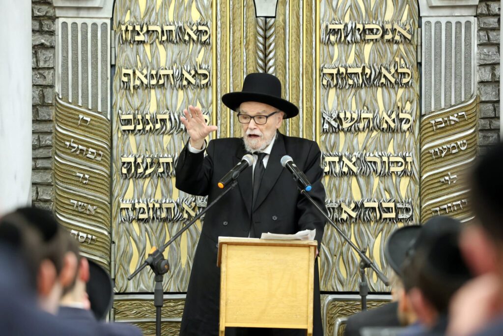 לזכר מרן: הגרמ"ה הירש הספיד בחברון