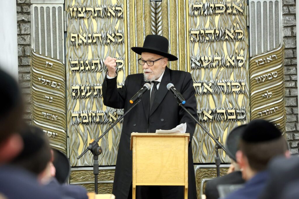 לזכר מרן: הגרמ"ה הירש הספיד בחברון