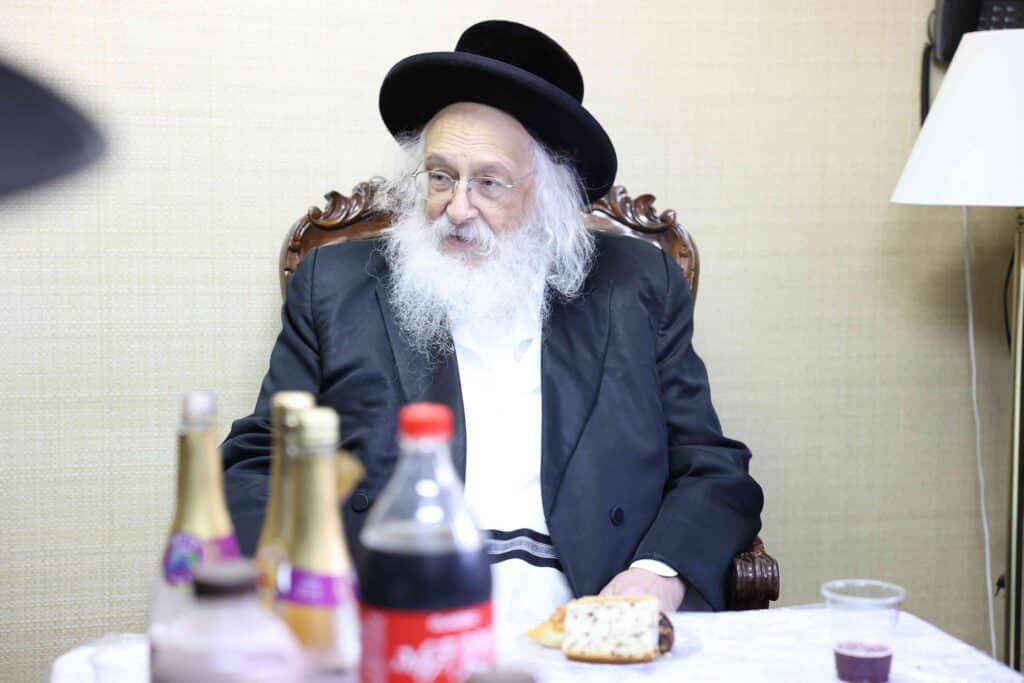 האדמו"ר מהורדנקא בלחיים לרגל הילולת זקנו • גלריה