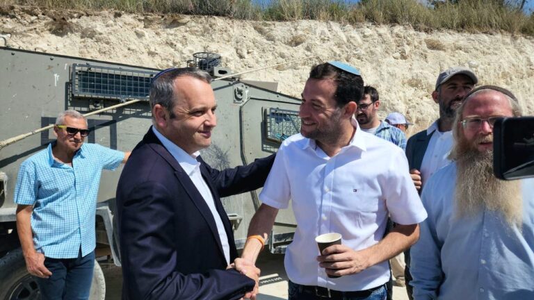 יוסי דגן גלעד קריב