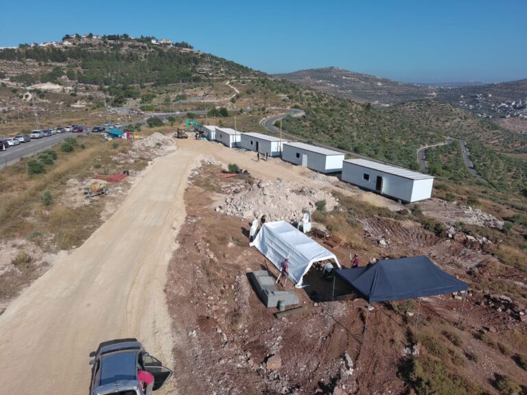 השכונה החדשה שהוקמה על ידי המתיישבים. צילום מועצת בנימין (1)