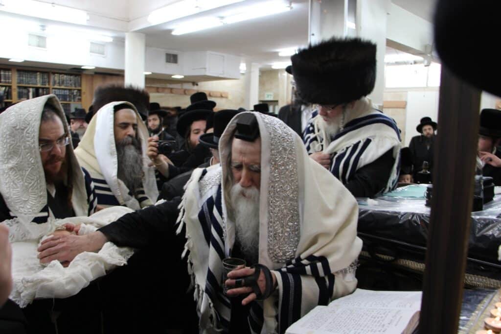 במחנובקא חגגו את שמחת הברית לנין האדמו"ר