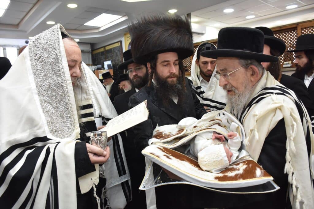 בנארל חגגו את שמחת הברית לנין כ"ק האדמו"ר