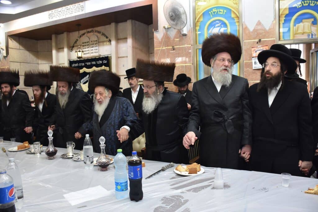 בנארל חגגו את שמחת הברית לנין כ"ק האדמו"ר