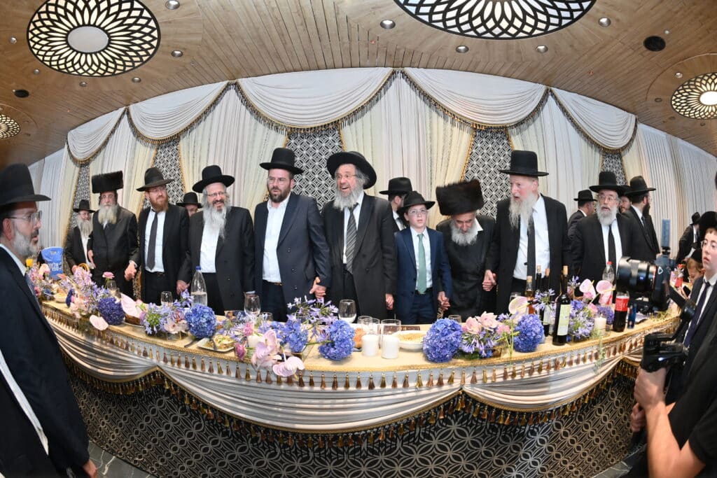 בראשות גדו"י: יו"ר האיחוד ערך בר מצווה לבנו, כולם התייצבו