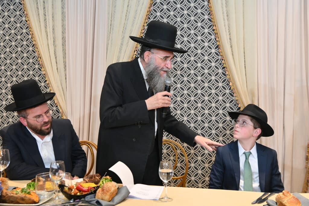 בראשות גדו"י: יו"ר האיחוד ערך בר מצווה לבנו, כולם התייצבו