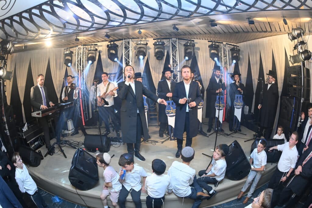 בראשות גדו"י: יו"ר האיחוד ערך בר מצווה לבנו, כולם התייצבו