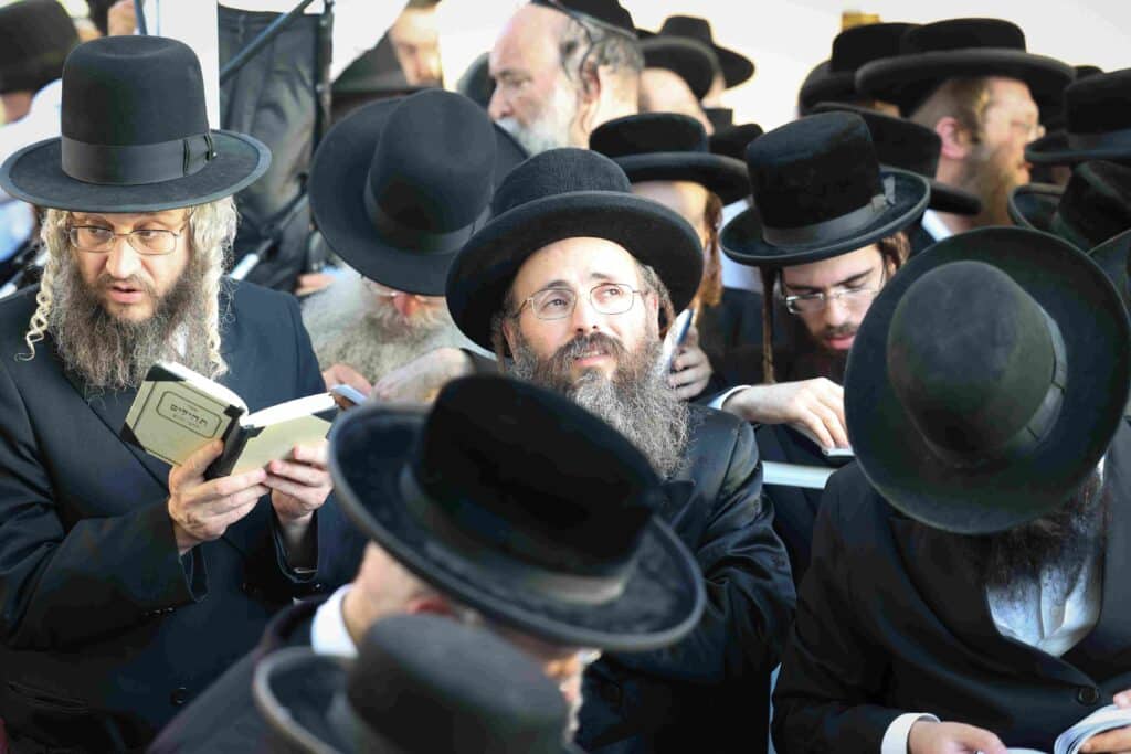 גלריה: המונים השתטחו על ציון האר"י הקדוש בצפת