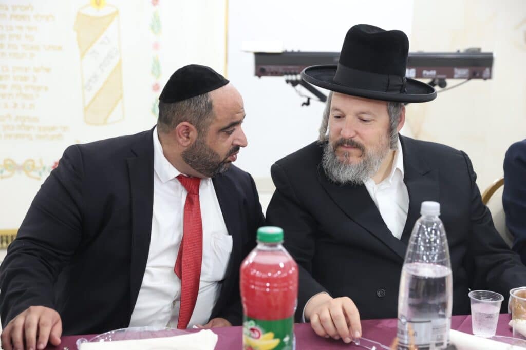 גלריה: בביתר חגגו הכנסת ס"ת לאורות ההלכה גלריה: בביתר חגגו הכנסת ס"ת לאורות ההלכה