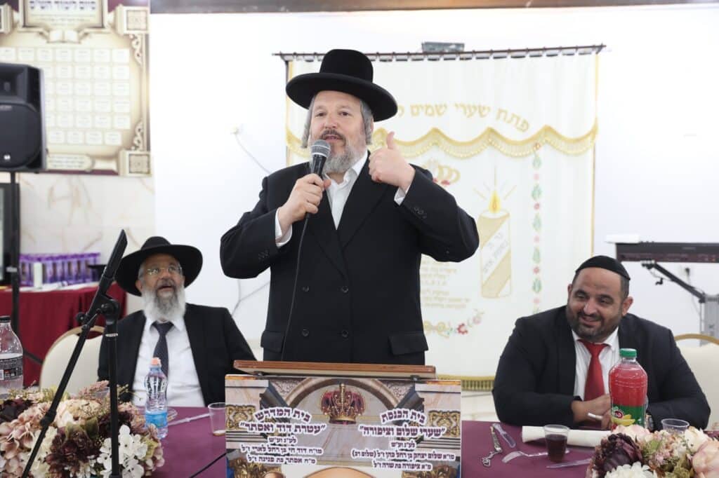 גלריה: בביתר חגגו הכנסת ס"ת לאורות ההלכה גלריה: בביתר חגגו הכנסת ס"ת לאורות ההלכה