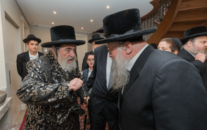 תיעוד: האדמו"ר מויזניץ' ערך 'סעודת מצווה' לנגידים