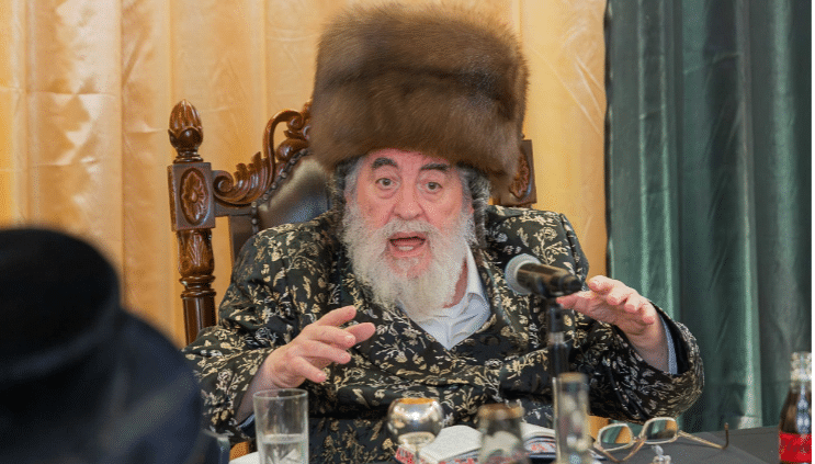 תיעוד: האדמו"ר מויזניץ' ערך 'סעודת מצווה' לנגידים