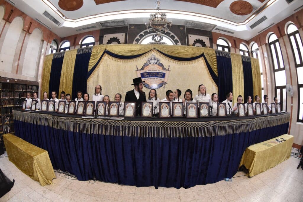 מרגש: התלמידים בלעלוב נבחנו על כל המסכת