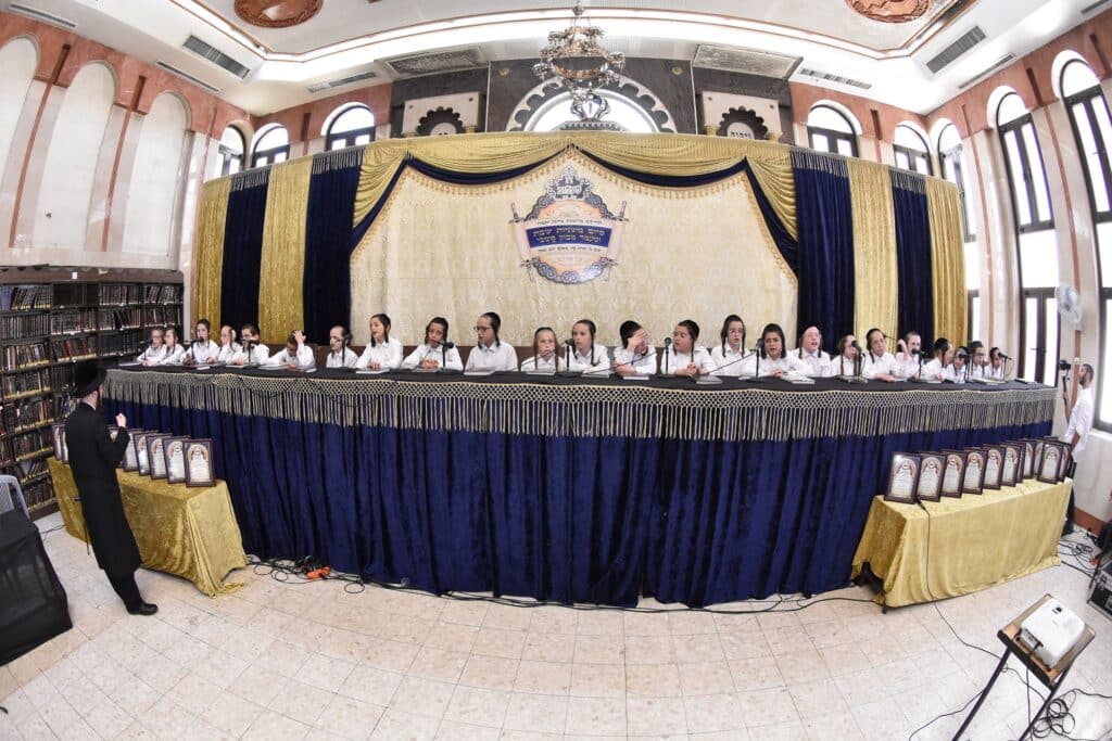 מרגש: התלמידים בלעלוב נבחנו על כל המסכת