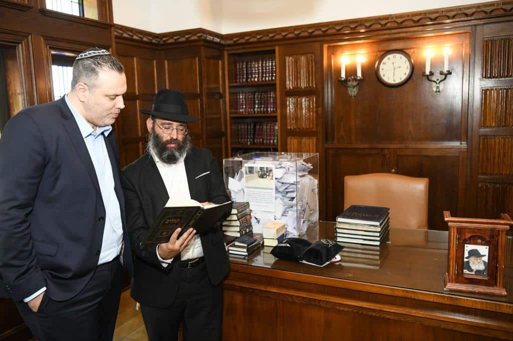 השר זוהר מתחזק את השותפות עם חב"ד למורשת תרבות יהודית השר זוהר מתחזק את השותפות עם חב"ד למורשת תרבות יהודית