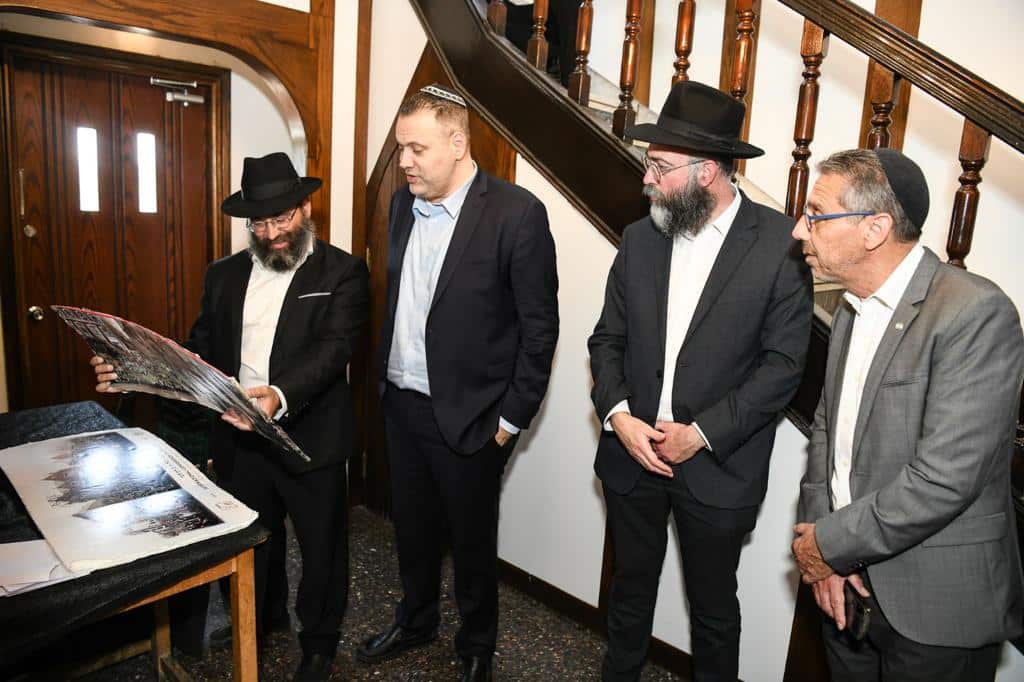 השר זוהר מתחזק את השותפות עם חב"ד למורשת תרבות יהודית השר זוהר מתחזק את השותפות עם חב"ד למורשת תרבות יהודית