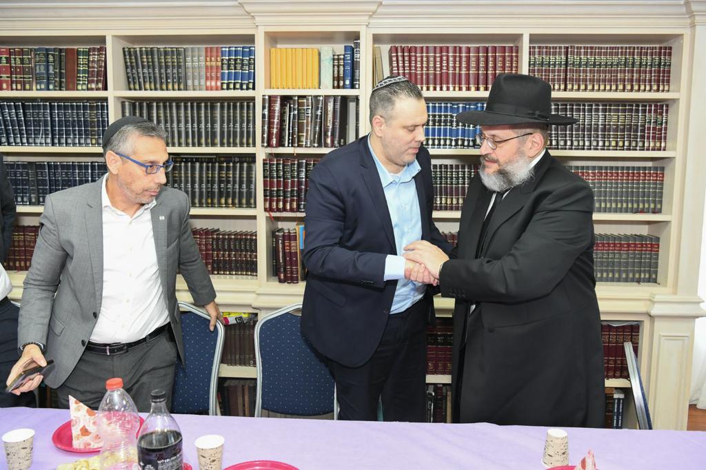 השר זוהר מתחזק את השותפות עם חב"ד למורשת תרבות יהודית השר זוהר מתחזק את השותפות עם חב"ד למורשת תרבות יהודית