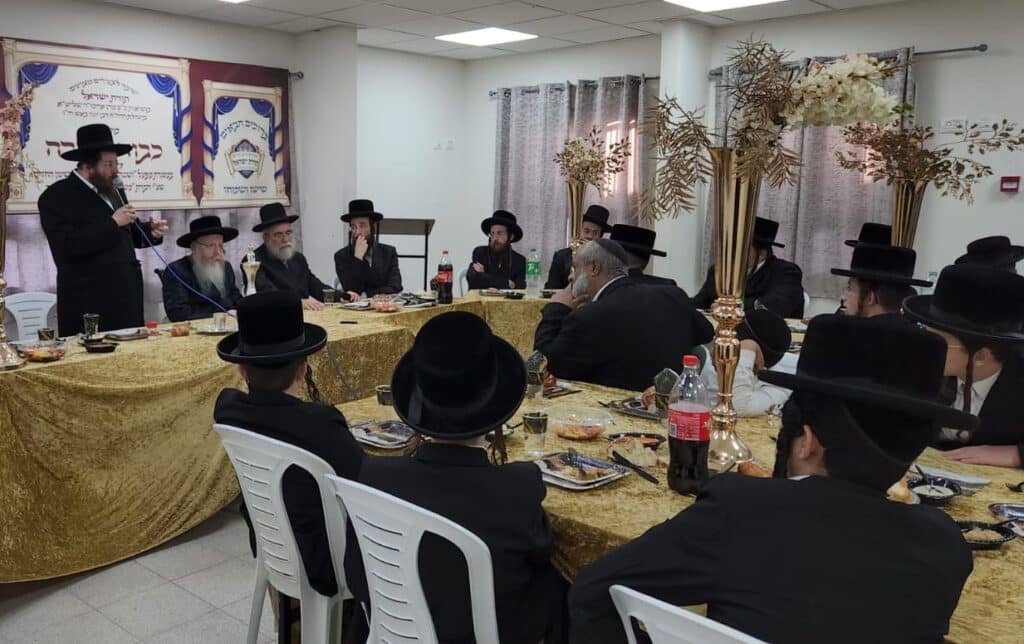 מעמד כבוד התורה ב"תורת ישראל" קרעטשניף – ק"ג