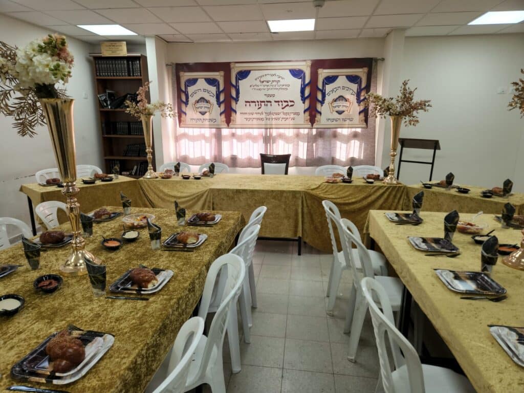 מעמד כבוד התורה ב"תורת ישראל" קרעטשניף – ק"ג