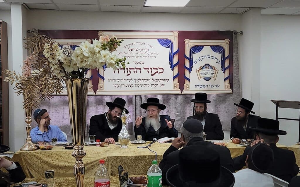 מעמד כבוד התורה ב"תורת ישראל" קרעטשניף – ק"ג