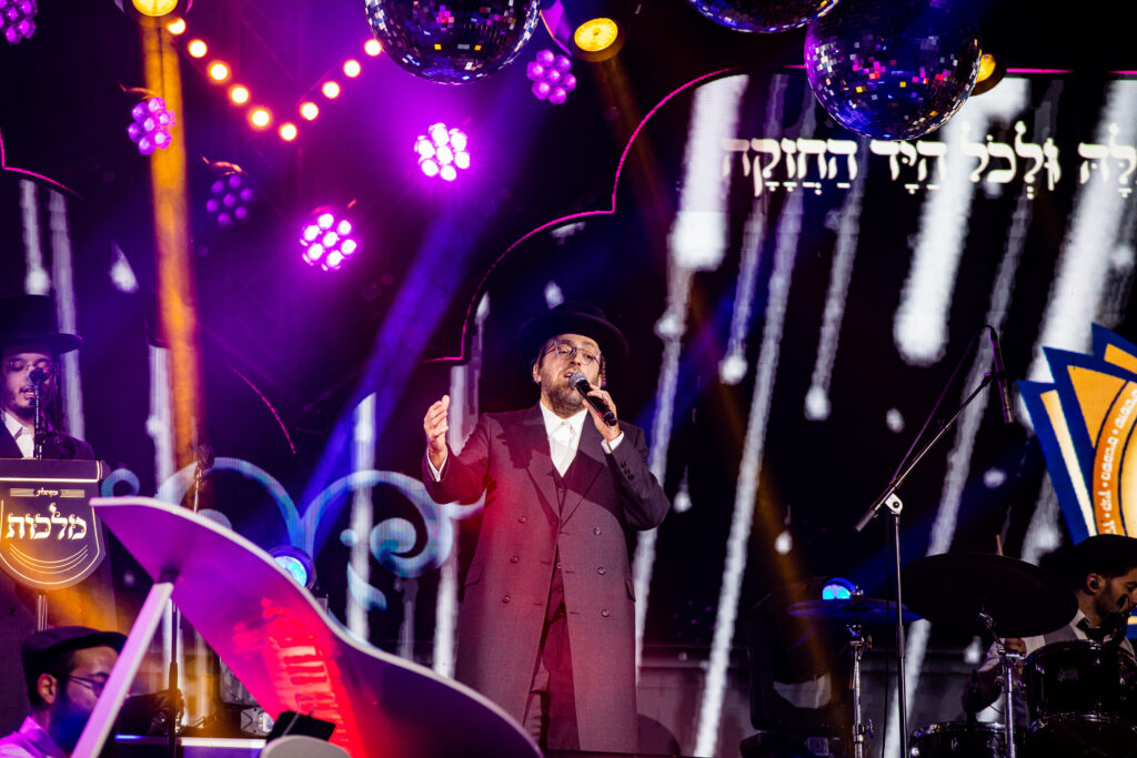 אלפים בסיום הרמב"ם של מפעל התורה העולמי 'שיננא'