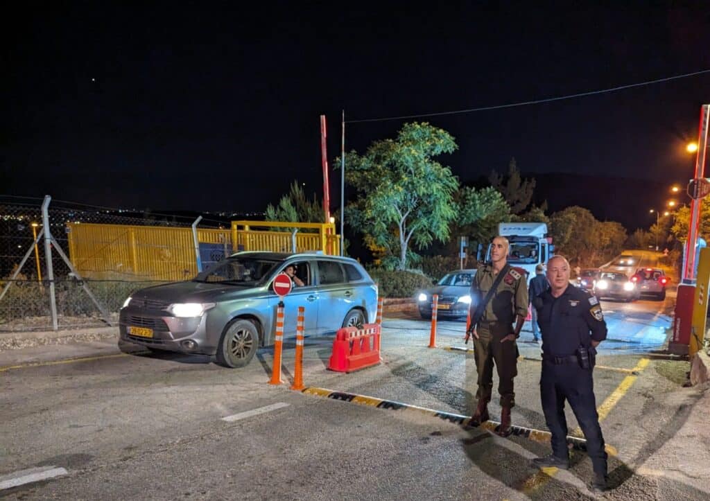 צה"ל מציג: רדיפת מתיישבים והגנה על פלסטינים