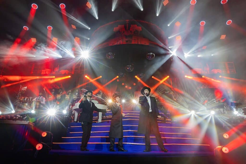 אלפים בסיום הרמב"ם של מפעל התורה העולמי 'שיננא'