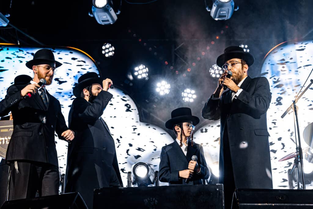 אלפים בסיום הרמב"ם של מפעל התורה העולמי 'שיננא'