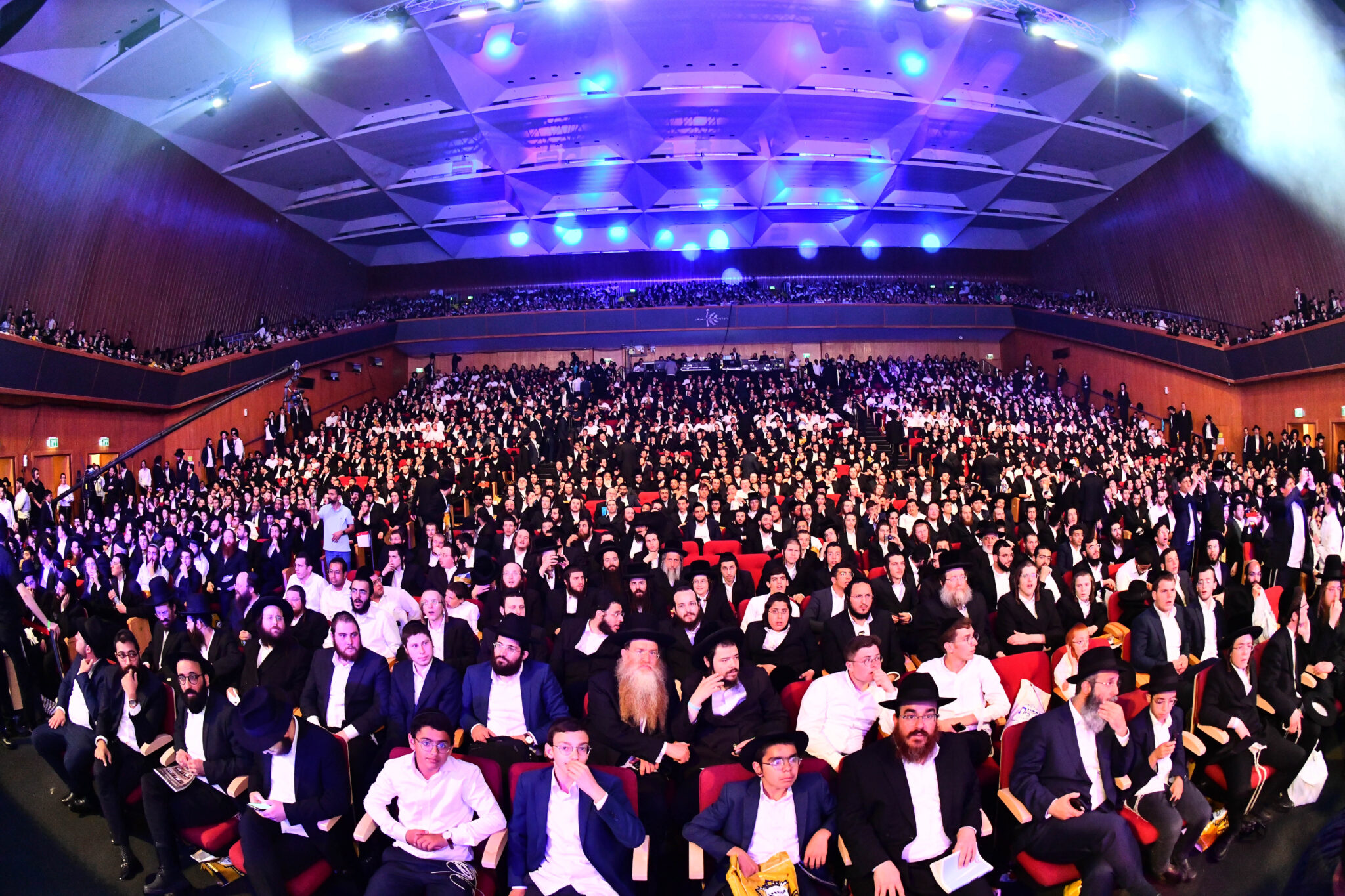 אלפים בסיום הרמב"ם של מפעל התורה העולמי 'שיננא'