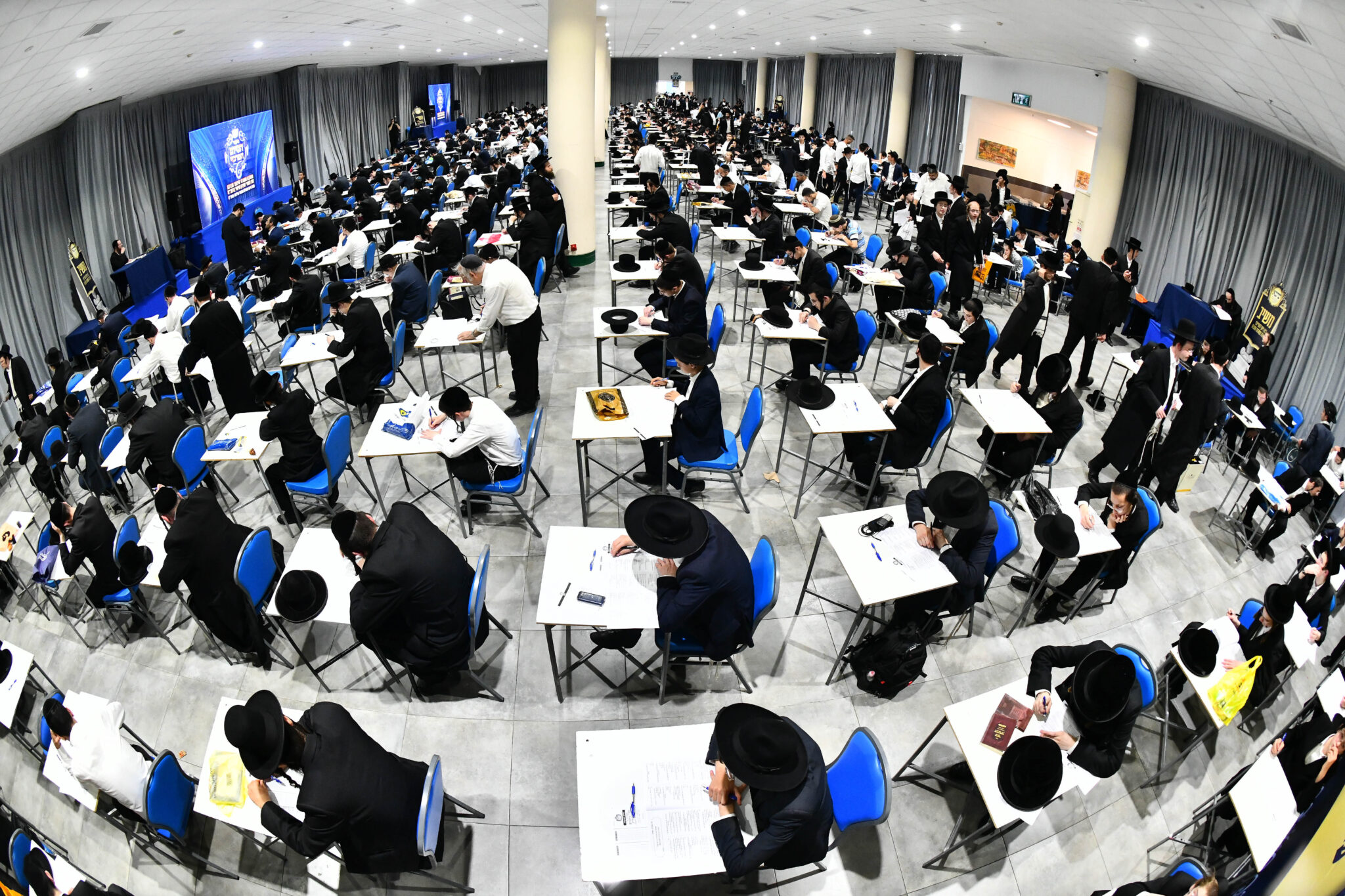 אלפים בסיום הרמב"ם של מפעל התורה העולמי 'שיננא'