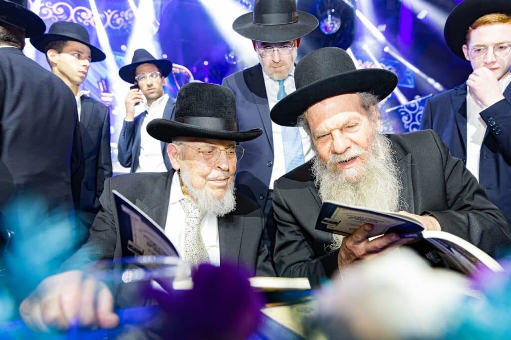 אלפים בסיום הרמב"ם של מפעל התורה העולמי 'שיננא'