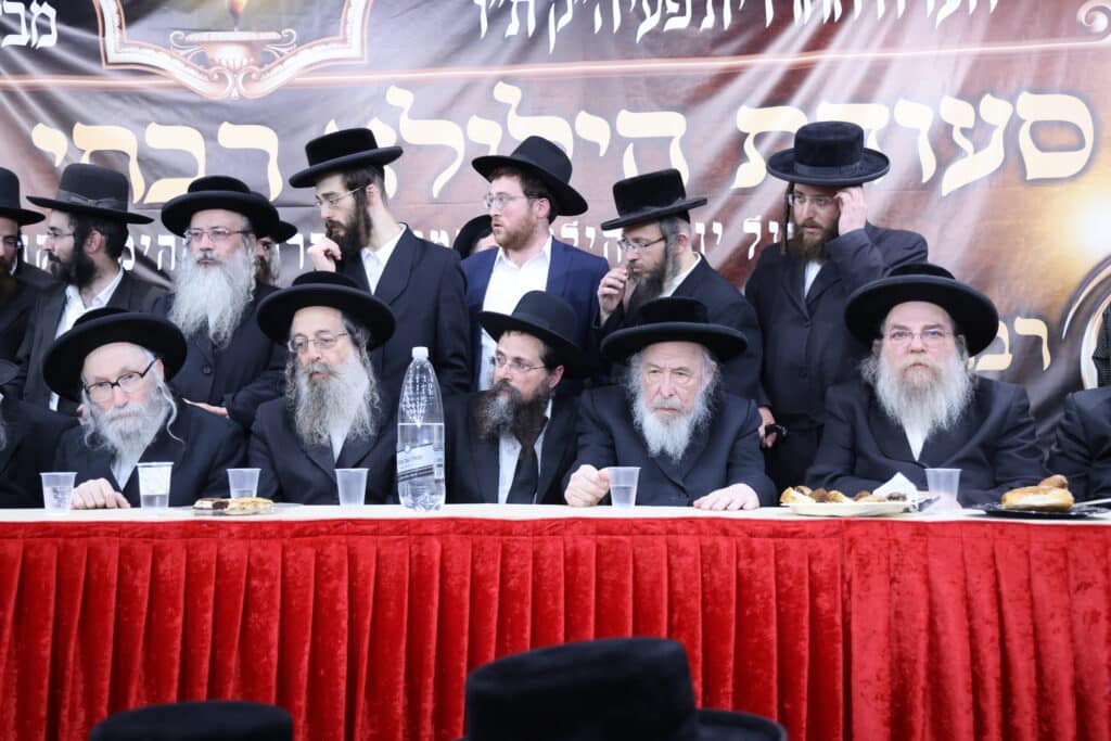 בעדה החרדית סיימו את הש"ס בהילולת הגאב"ד