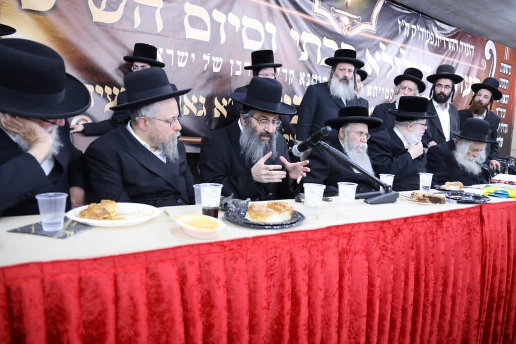 בעדה החרדית סיימו את הש"ס בהילולת הגאב"ד