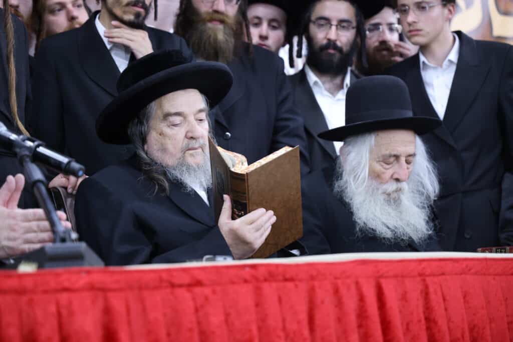 בעדה החרדית סיימו את הש"ס בהילולת הגאב"ד