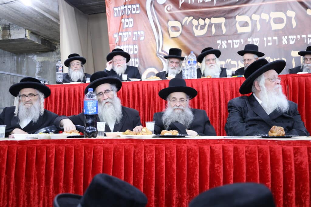 בעדה החרדית סיימו את הש"ס בהילולת הגאב"ד