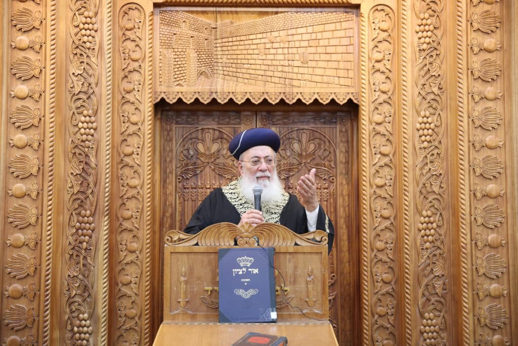 באור לציון התכנסו לזכר מרן הגרב"צ אבא שאול באור לציון התכנסו לזכר מרן הגרב"צ אבא שאול