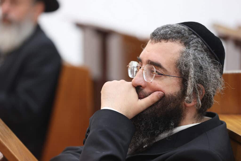 באור לציון התכנסו לזכר מרן הגרב"צ אבא שאול באור לציון התכנסו לזכר מרן הגרב"צ אבא שאול