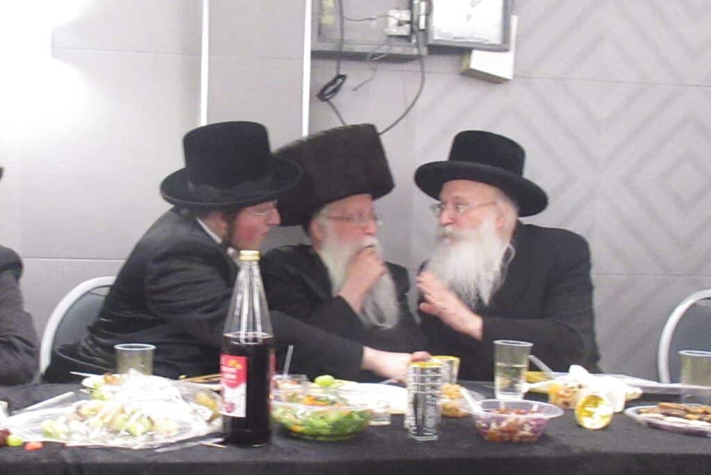 גלריה: שמחת האירוסין לנכדת האדמו"ר מקארלי