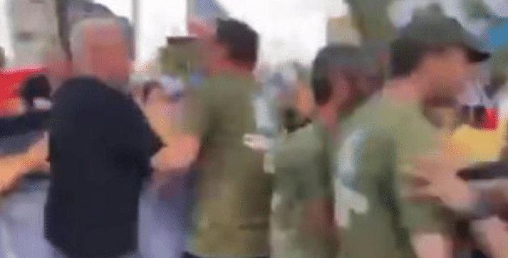 מכות בקפלן בין ארגון 'אחים לנשק' למניפי דגלי אש"ף