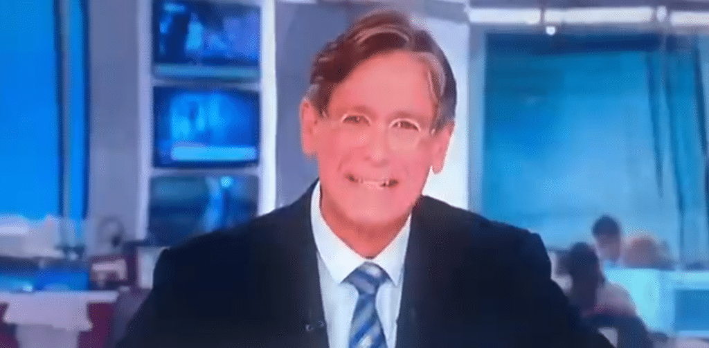 בעת אשפוז נתניהו: מגיש חדשות 12 התקשה להסתיר את החיוך