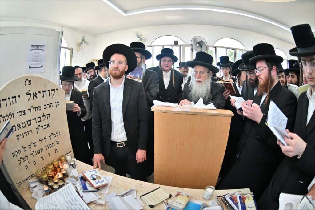 הילולת הרה"ק מצאנז קלויזנבורג זי"ע בצל חתנו הגדול