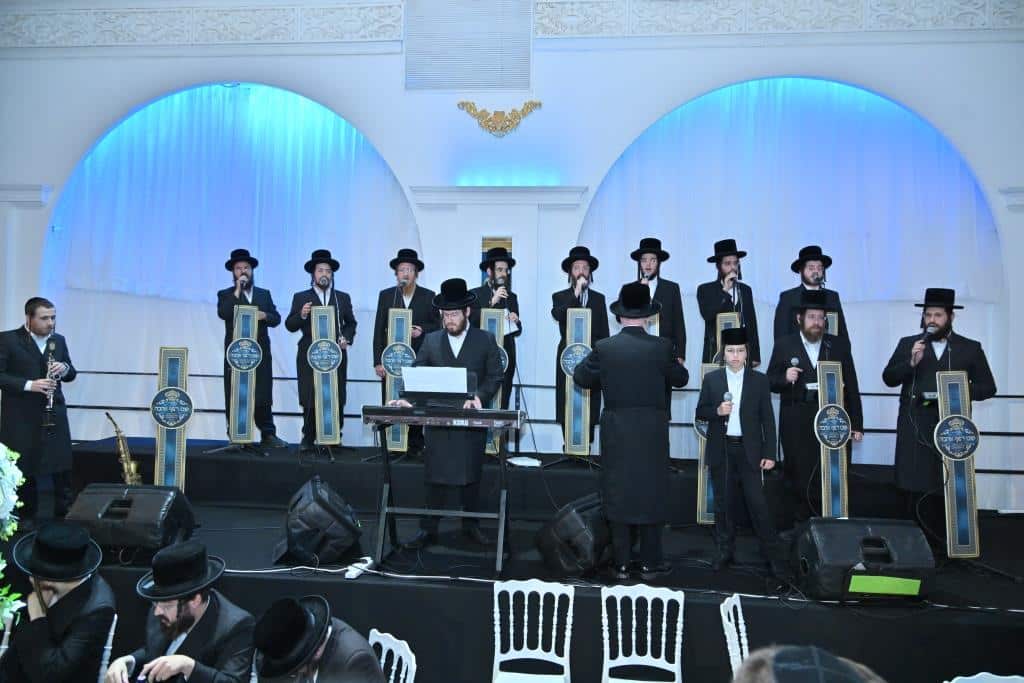 לבקשת האדמו"ר: חסידי ויז'ניץ התכנסו לכנס חיזוק