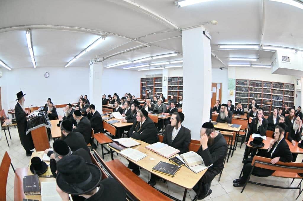 הילולת הרה"ק מצאנז קלויזנבורג זי"ע בצל חתנו הגדול