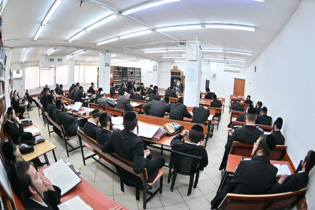 הילולת הרה"ק מצאנז קלויזנבורג זי"ע בצל חתנו הגדול