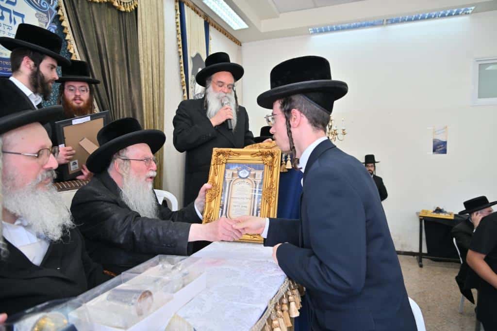 הילולת הרה"ק מצאנז קלויזנבורג זי"ע בצל חתנו הגדול