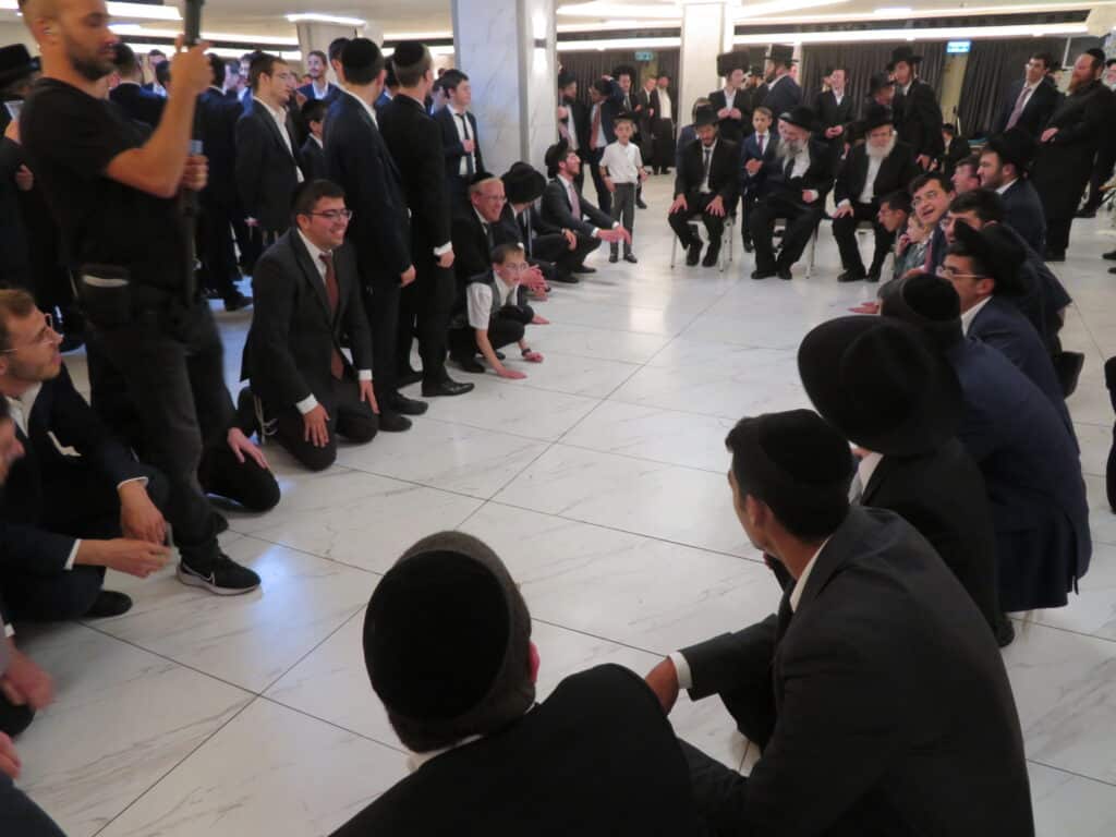 שמחת נישואי בן הגרמ"ב זילברברג • תיעוד