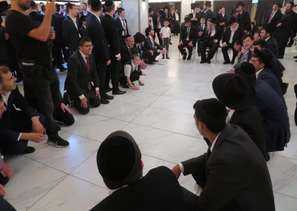 שמחת נישואי בן הגרמ"ב זילברברג • תיעוד