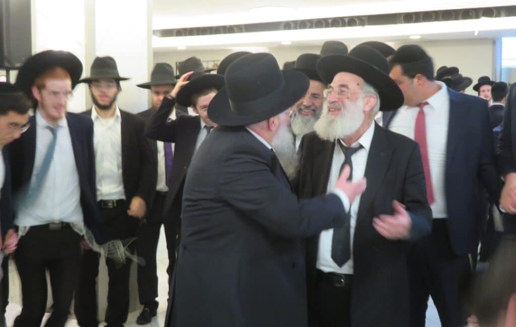 שמחת נישואי בן הגרמ"ב זילברברג • תיעוד